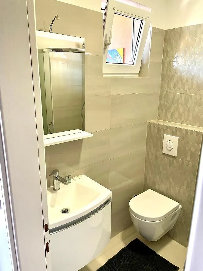 D&A Apartment With Private Swimming Pool Pula